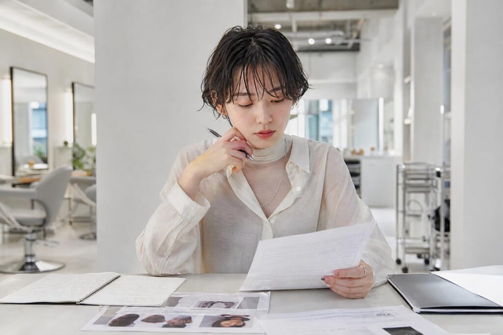 美容師の転職、履歴書・職務経歴書に技術力や実績はどう書く？
