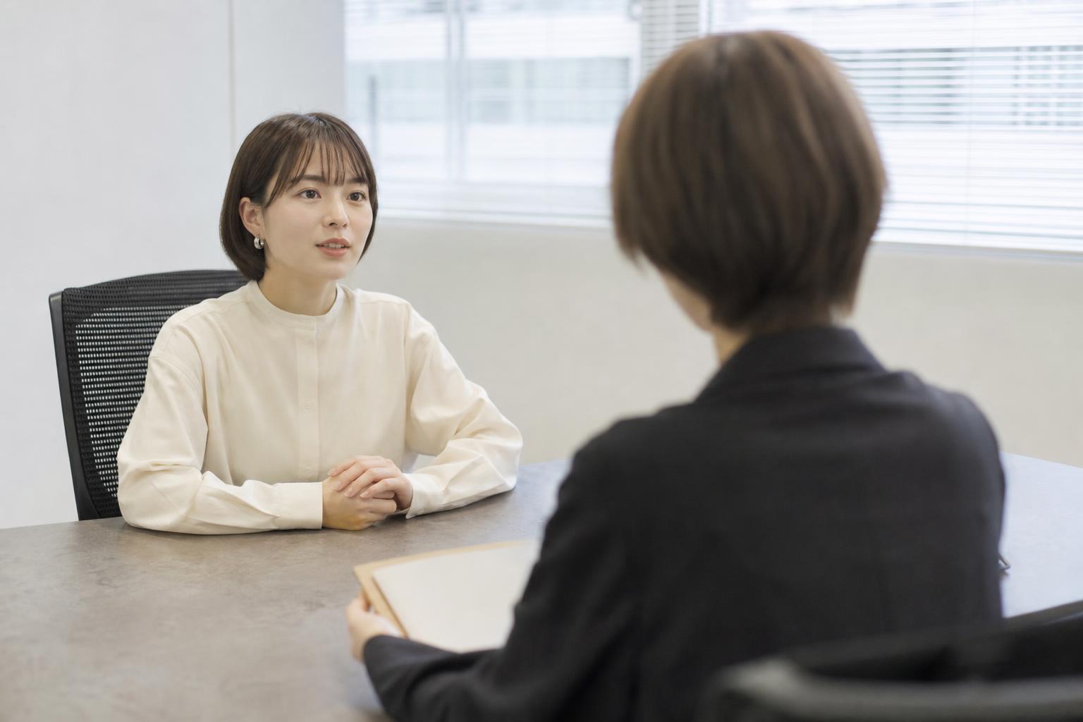美容師の転職面接で指名数・売上を聞かれたら？数字の伝え方と答え方の例
