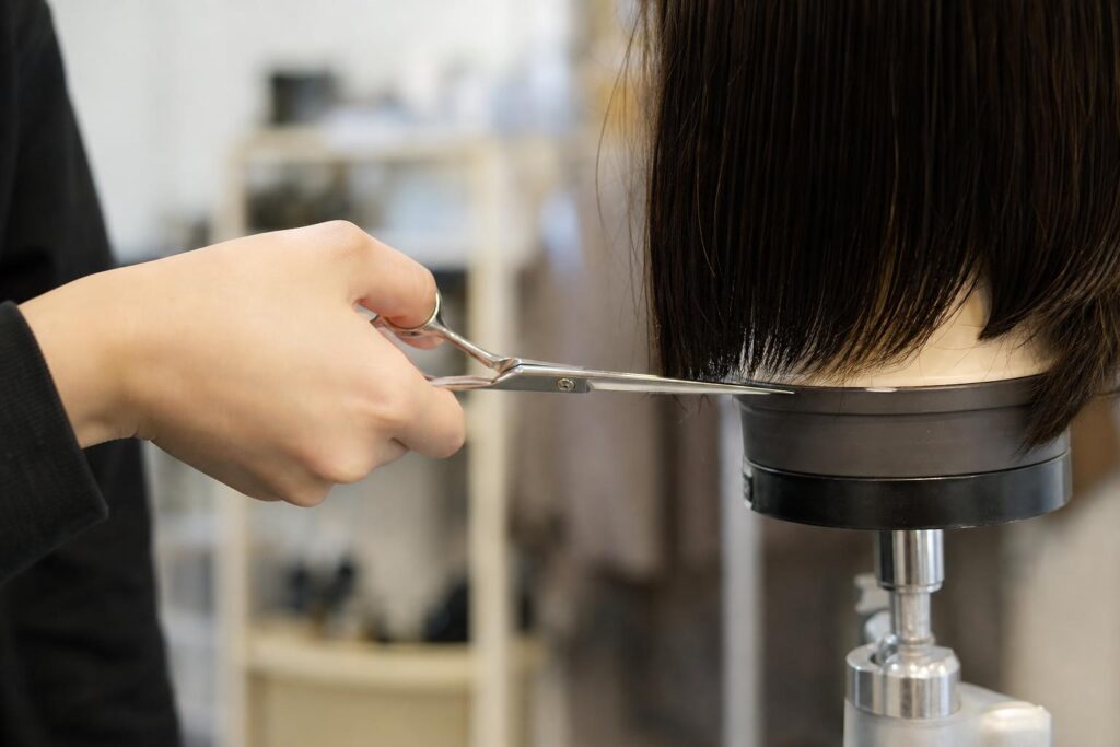ウィッグを使ったサロン内の技術練習