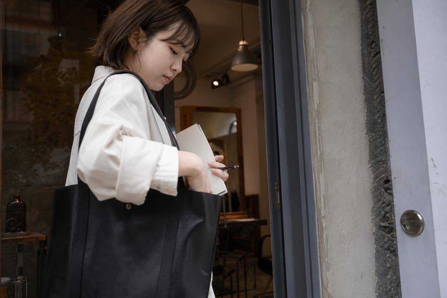 サロン見学の持ち物は?美容学生が事前に確認しておきたいこと